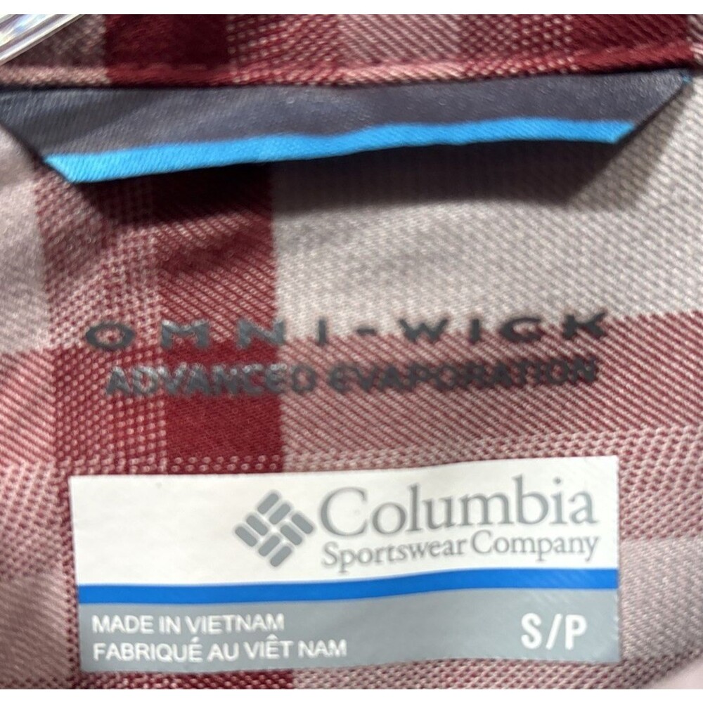 Button Up Columbia Omni Wick Flannel Size Small Burgundy Plaid Hidden Pocket